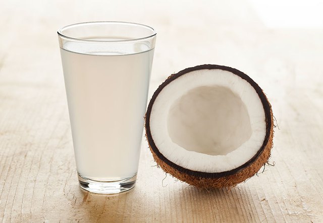 Nước dừa có làm tăng lượng đường trong máu?