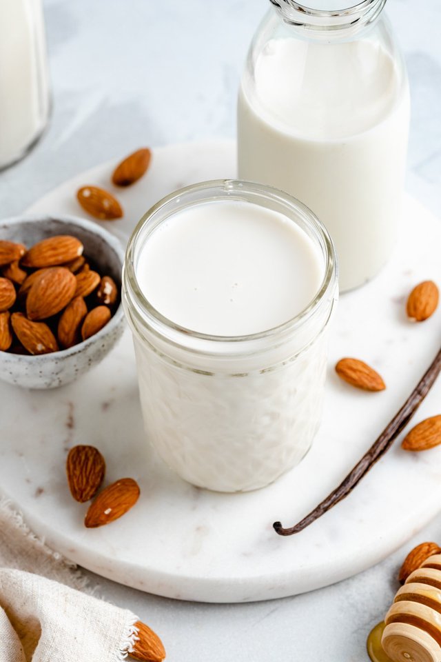Sữa hạnh nhân - những lợi ích sức khoẻ không ngờ