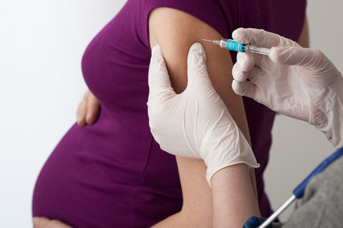 Thận trọng khi dùng thuốc điều trị cúm ở phụ nữ mang thai