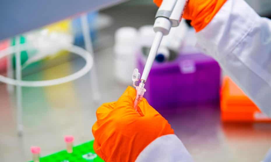 Công nghệ mARN có thể nhanh chóng sản xuất vaccine ngừa ung thư?