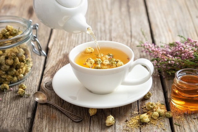 Khi căng thẳng, mệt mỏi bạn hãy uống 5 loại trà thảo mộc này