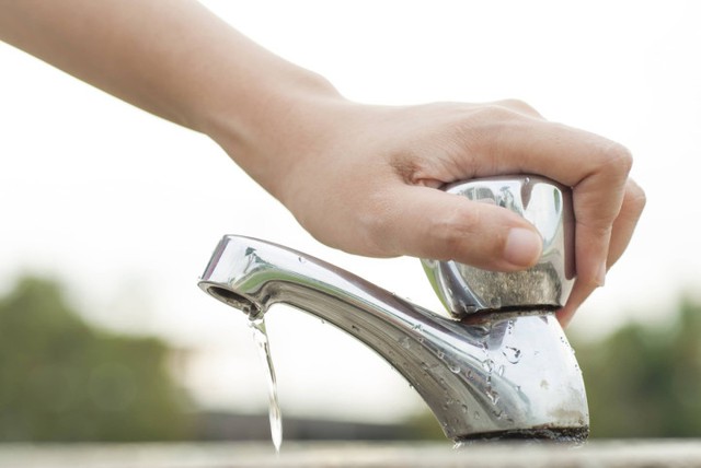 Cách tiết kiệm nước sinh hoạt trong bối cảnh tăng giá nước sạch