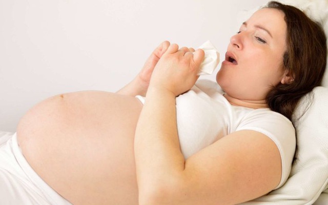 2 nguyên nhân chính gây đau ngực khi mang thai và cách đối phó