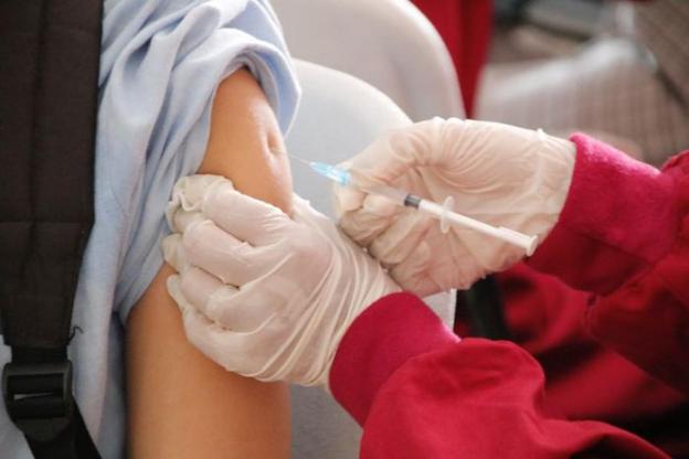 Vaccine đầu tiên ngăn ngừa virus hợp bào hô hấp cho người mang thai