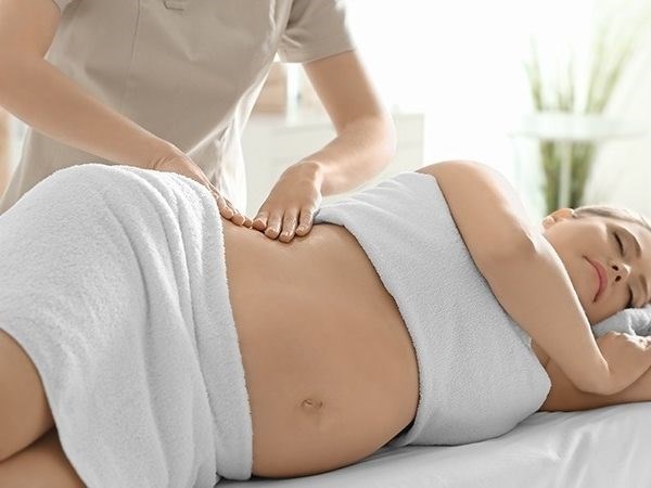 Những lưu ý về massage cho sức khoẻ bà bầu