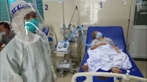 '3 nhịn' bên trong khu điều trị bệnh nhân COVID-19 nặng ở Hồ Chí Minh