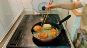 Cách làm món bánh khoai tây korokke kiểu Nhật (Phần 4)