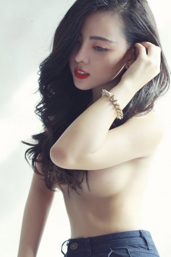 Hot girl Hồng Nhung