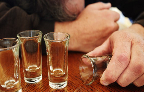 Người Ngoài 50 Mỗi Ngày Uống 1 Ly Rượu Này Thì Không Lo Đột Quỵ Khoẻ Mạnh Sống Lâu